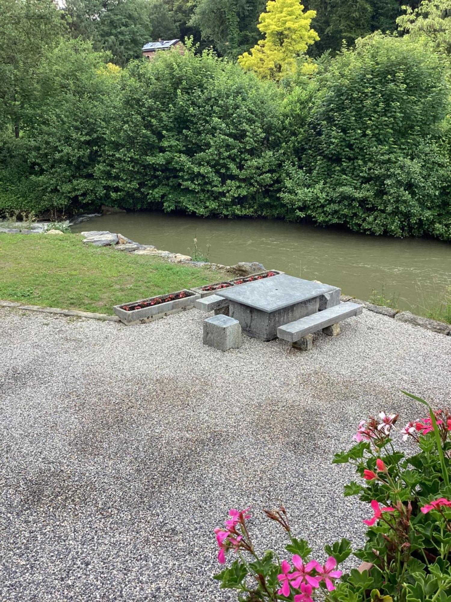 L Eau Et La Pierre2
